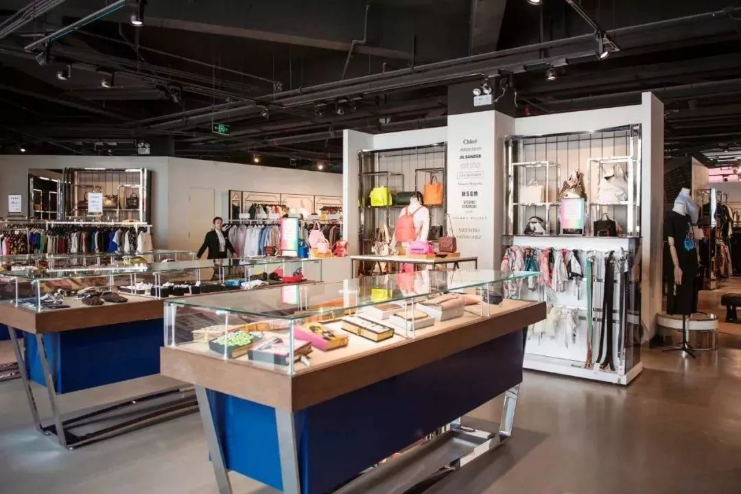 探店!发现3折的celine,5折的valentino,loewe